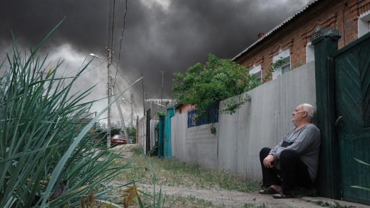 Clouds of smoke rise above Kharkiv, Ukraine, following a bombardment on 17 May 2024 