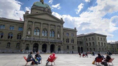 Schweiz: Mahnmal, das ins Auge sticht
