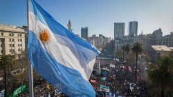 Des soutiens à la vice-présidente argentine Cristina Kirchner sur la Plaza de Mayo (place de Mai), à Buenos Aires, la capitale argentine, le 2 septembre 2022.