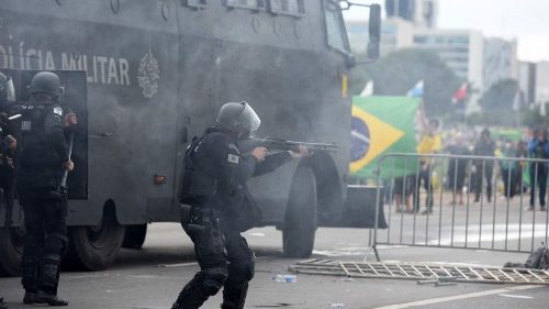 Brasile, il cardinale Tempesta: scene di Brasilia deplorevoli, serve dialogo fraterno