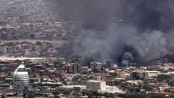 Explosões em Cartum, capital do Sudão