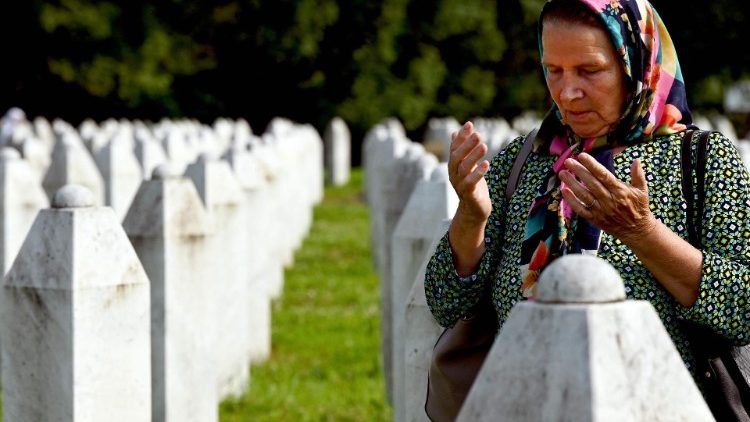 Srebrenica: Das Massaker an den bosnischen Muslimen galt (bis zum Ukraine-Krieg) als das größte Verbrechen gegen die Menschlichkeit in Europa seit 1945