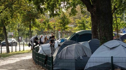Frankreich: Wie eine Pfarrei Migranten beherbergen will