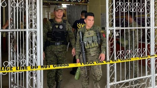 Philippinen: Polizei sucht nach Anschlag Verdächtige