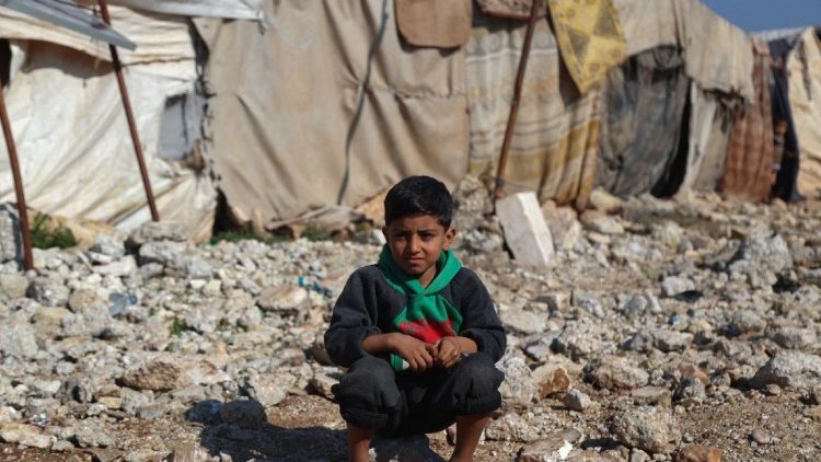Ein Jahr nach dem zerstörerischen Erdbeben vom 6. Februar in der Türkei und in Syrien sind einige der Betroffenen noch immer nicht umgesiedelt worden.
