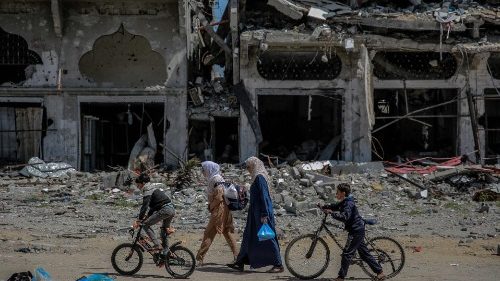 Pároco de Gaza: "Temos suportado um Calvário sem trégua"