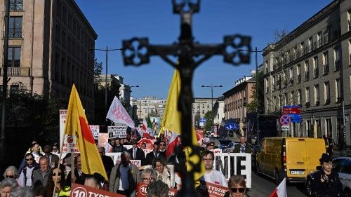 Bispos Europeus: tristeza pela votação sobre aborto no Parlamento