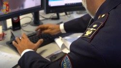Skuteczność walki z pedopmornografią zależy od współpracy administratorów serwerów z policją
