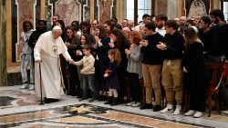 Papież Franciszek podczas spotkania z Misyjną Posługą Młodych, 7 stycznia 2023