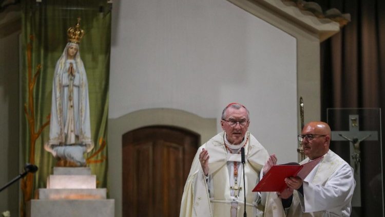 El cardenal Pietro Parolin presidió la Misa internacional en el Santuario de Fátima
