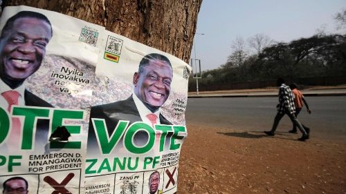 Simbabwes Präsident gewinnt Wahl - Opposition sieht „Schwindel“ 