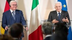 Deutschlands Bundespräsident Frank-Walter Steinmeier (links) und Italiens Staatspräsident Sergio Mattarella am 21.9.2023 