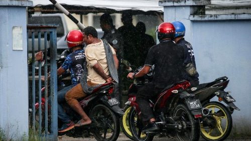 Malaysia: Aufstand in Rohingya-Lager