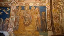 La "Maestà" del Cimabue di Assisi torna al suo splendore