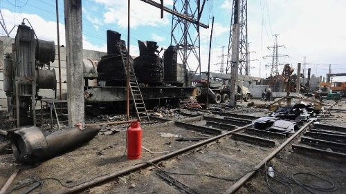 Inspektion der durch russischen Beschuss beschädigten Energieinfrastruktur in der Westukraine bei Iwano-Frankiwsk