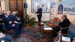 Cardeal Parolin com o ministro Tajani no Palácio Borromeu na Cúpula de Roma da Ucid (Ansa)