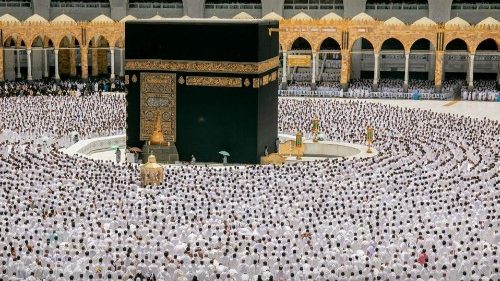   Schönborn in Saudi-Arabien: Interreligiösen Dialog vertiefen