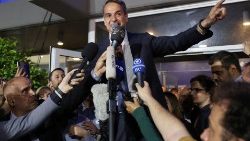 Grecia: il premier parla ai suoi sostenitori dopo l'esito del voto