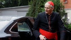 El cardenal Matteo Zuppi fue enviado por el Papa a Washington en misión de paz por Ucrania