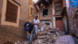 La distruzione provocata dal terremoto della notte tra l'8 e il 9 settembre a Moulay Brahim, in Marocco