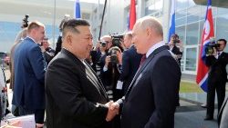 L'incontro tra Kim Jong Un e Vladimir Putin (REUTERS)