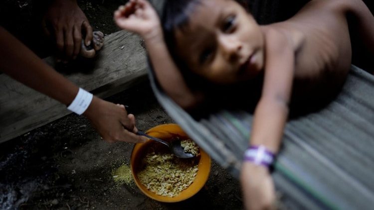 criança Yanomami desnutrida. Foto: Vatican Media