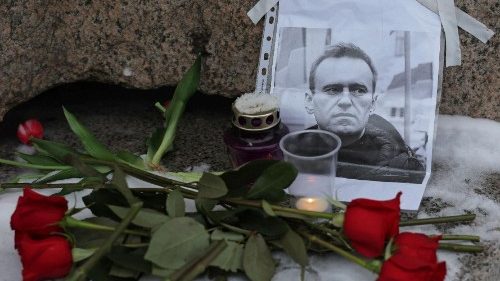 Parolin: la morte di Navalny ci stupisce e ci riempie di dolore