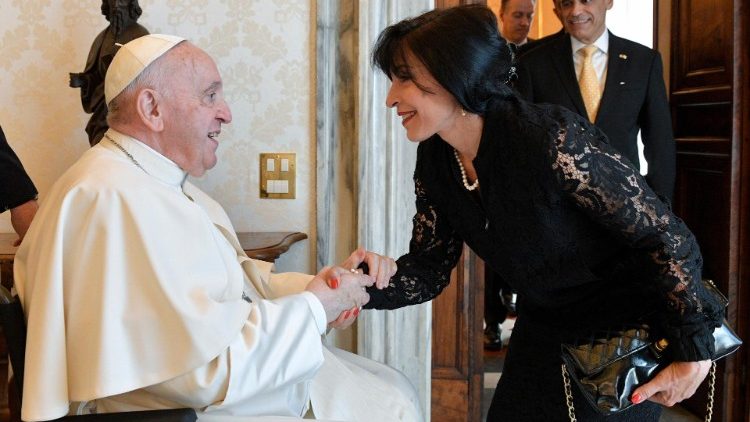 Cuda mit Papst Franziskus