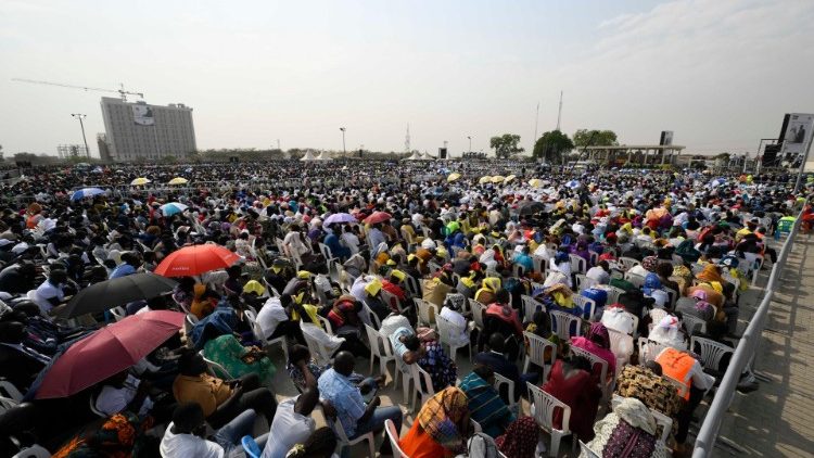Oltre 100 mila fedeli alla Messa conclusiva del Papa in Sud Sudan
