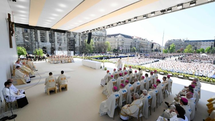 Pope Francis at Mass in Budapest