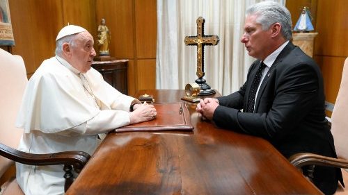 Papst empfängt kubanischen Präsidenten
