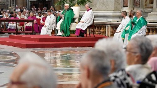 El Papa: Ancianos y jóvenes crezcan juntos para construir una sociedad fraterna