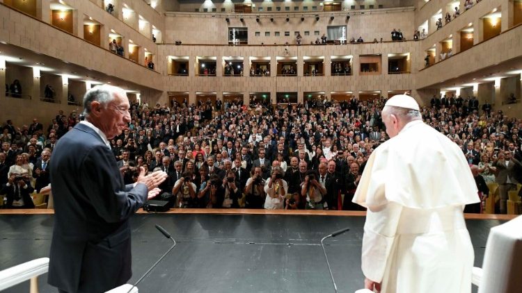 O Papa Francisco e o presidente português Marcelo Rebelo de Sousa (Vatican Media)