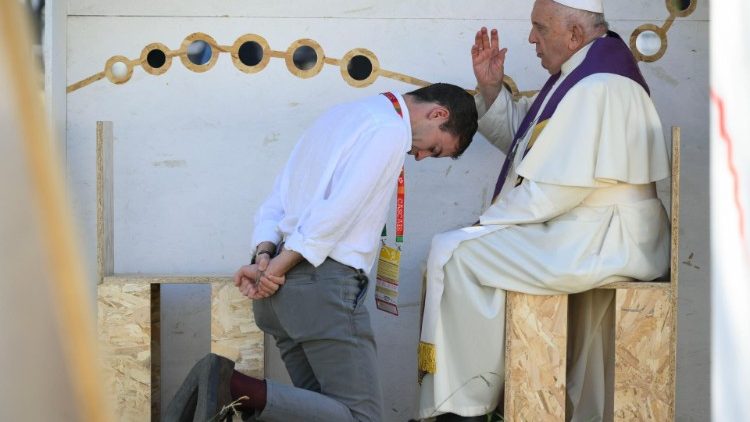 Papst Franziskus ermuntert immer wieder zum Beichten