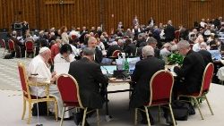 Un'immagine della XVIII Assemblea del Sinodo dei Vescovi in Aula Paolo VI, ottobre 2023