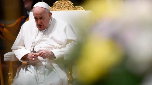 Papst: Kriege und Krisen erzeugen bedrückendes Klima - Gebet bringt Trost