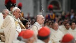 Papa Francisco durante a Missa na Basílica de São Pedro, na Solenidade de Maria Santíssima Mãe de Deus