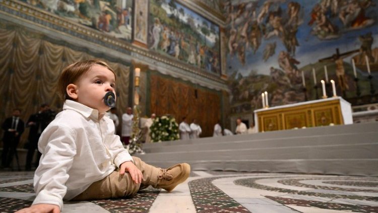 Papa Francesco: "i bimbi sono protagonisti di questa cerimonia"