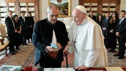 Sr. José Manuel Ramos-Horta e séquito no encontro com o Papa Francisco