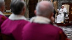 Il Papa nell'udienza ai prelati uditori del Tribunale della Rota Romana per l'inaugurazione dell'Anno giudiziario