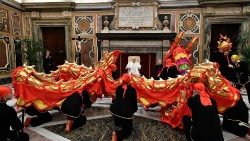 Vendredi 2 janvier, le Pape recevant la Fédération Nationale Italie-Chine. 