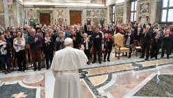 Il Papa incontra i genitori dell'Associazione "Talità Kum" di Vicenza
