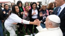 Papież w więzieniu dla kobiet Rebibbia