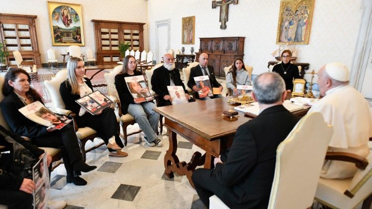 Francisco recibió en el Vaticano a familiares de rehenes en manos de Hamás