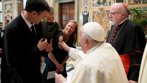 Papst: Großzügigkeit als Antwort auf Gleichgültigkeit
