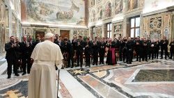 Le Pape a reçu les séminaristes de Séville (Espagne), samedi 20 avril 2024, en salle Clémentine du Palais apostolique. 