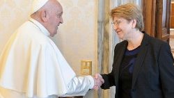 Popiežius priėmė Šveicarijos prezidentę