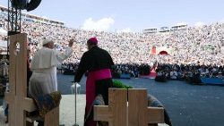 Papa Francisco no encontro Arena 2024 em Verona