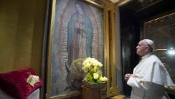 Papa Francisco em visita ao Santuário Mariano de Nossa Senhora de Guadalupe, no México (2017)