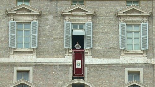 Pope's Regina Coeli of 15 April 2018